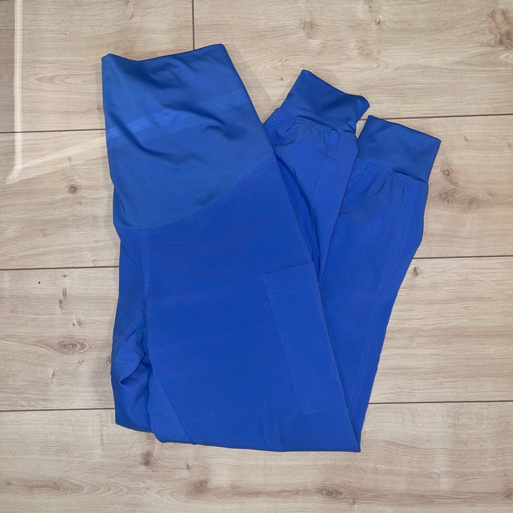 Medcouture maternity scrubs